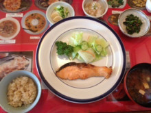 ちょっと不思議な無国籍玄米ランチ