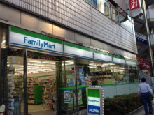 Shapesからの最新コンビニ食事情報～♪