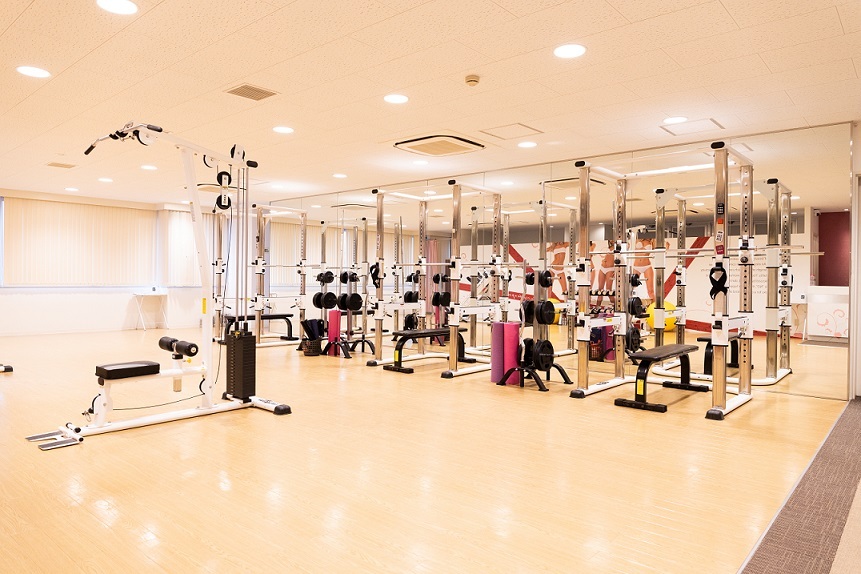 川崎店のトレーニングエリア