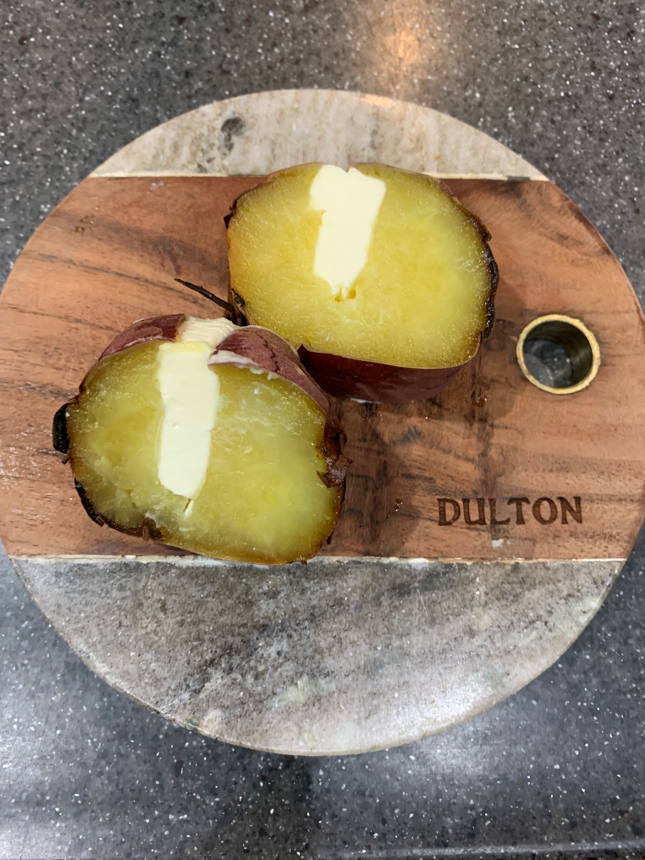 ダイエット向け簡単！?お砂糖不要のお芋デザート?