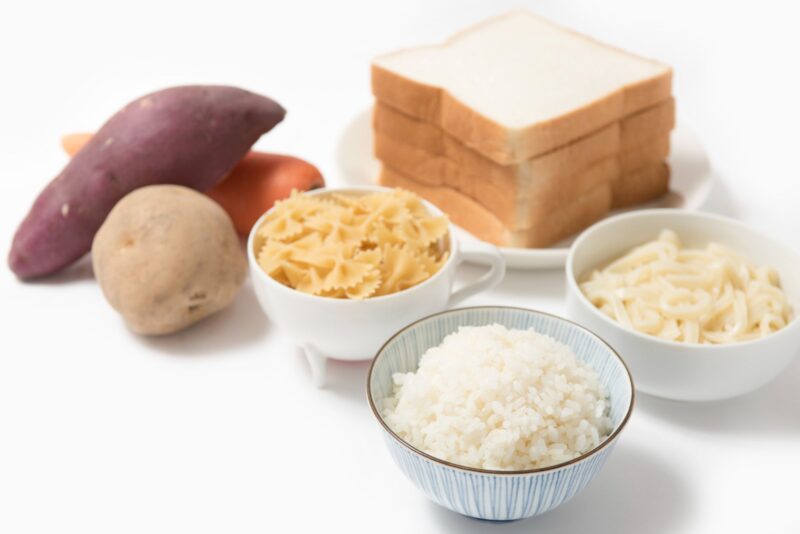 炭水化物は食べない方がいい？