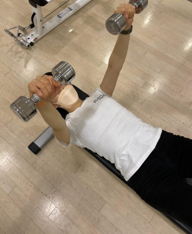 春に向けて綺麗な二の腕、デコルテライン