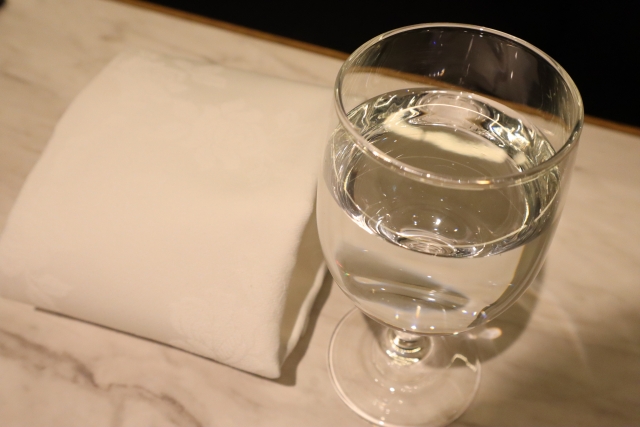 涼しく過ごしやすい時期だからこそ水分補給が大切です