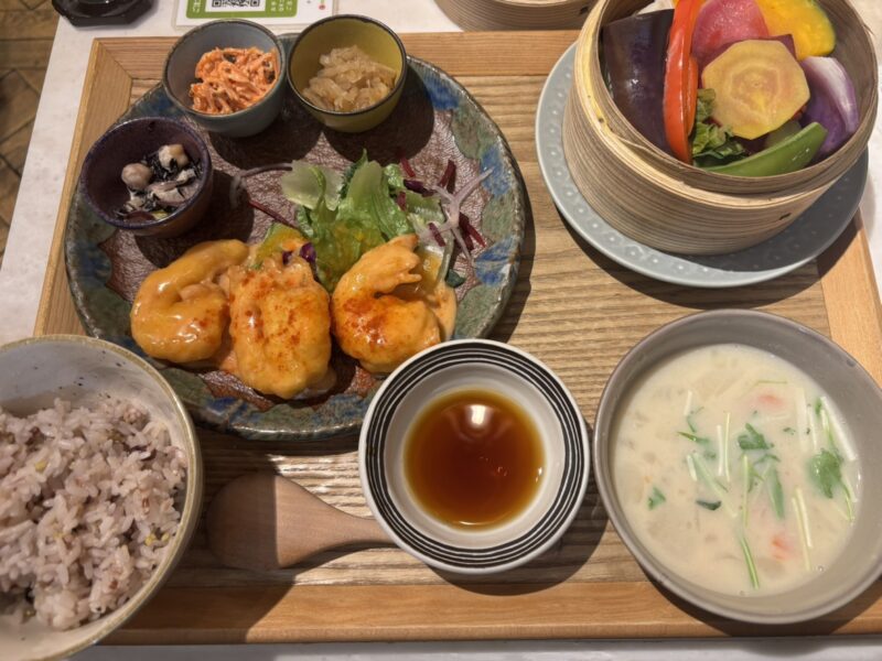 たっぷりせいろ蒸し野菜のランチ♪