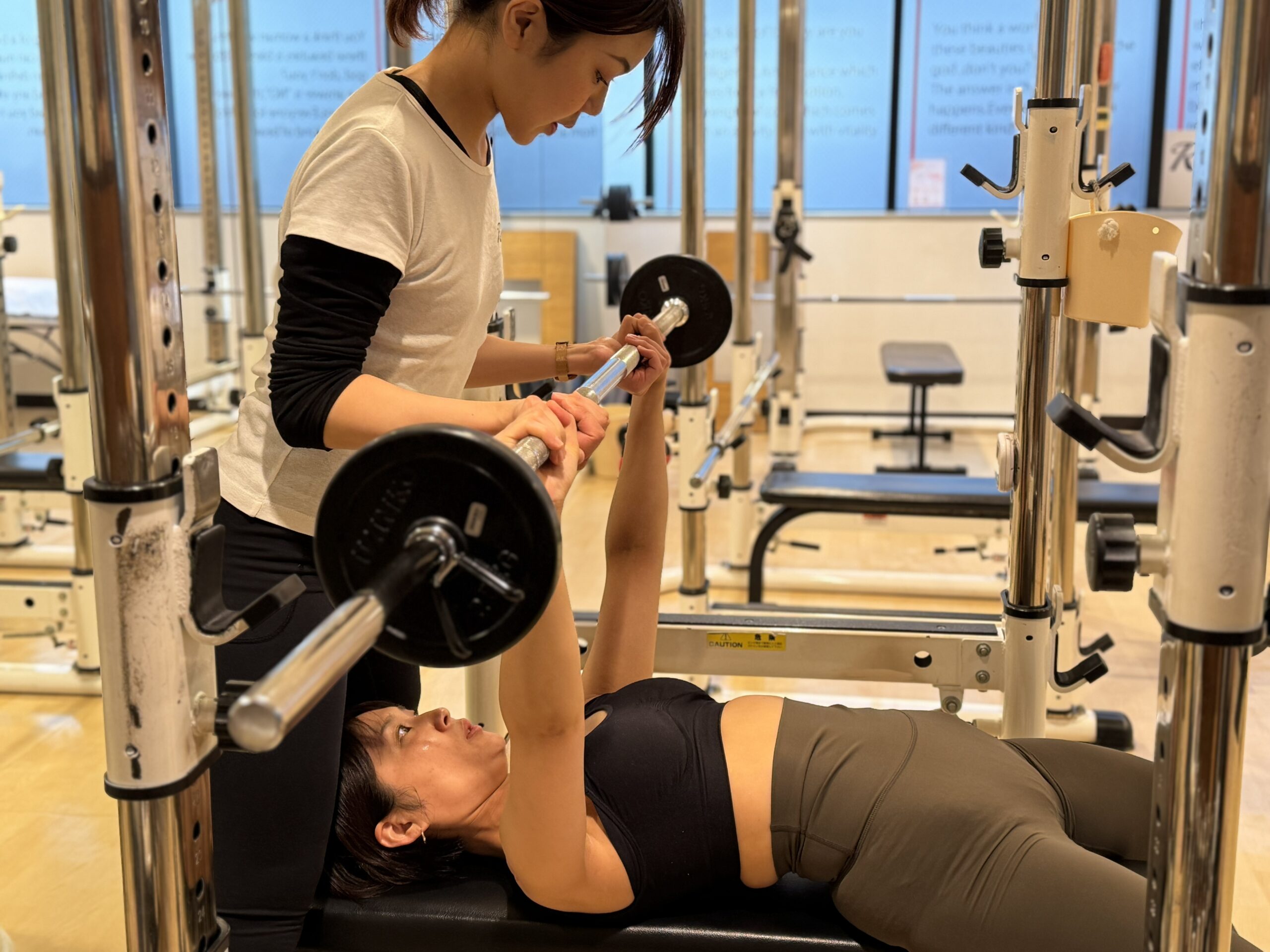 【梅田の女性専用パーソナルジム】運動苦手・初心者でも「見た目」が劇的に変わる！リボーンマイセルフで失敗しないボディメイクの秘密とは？